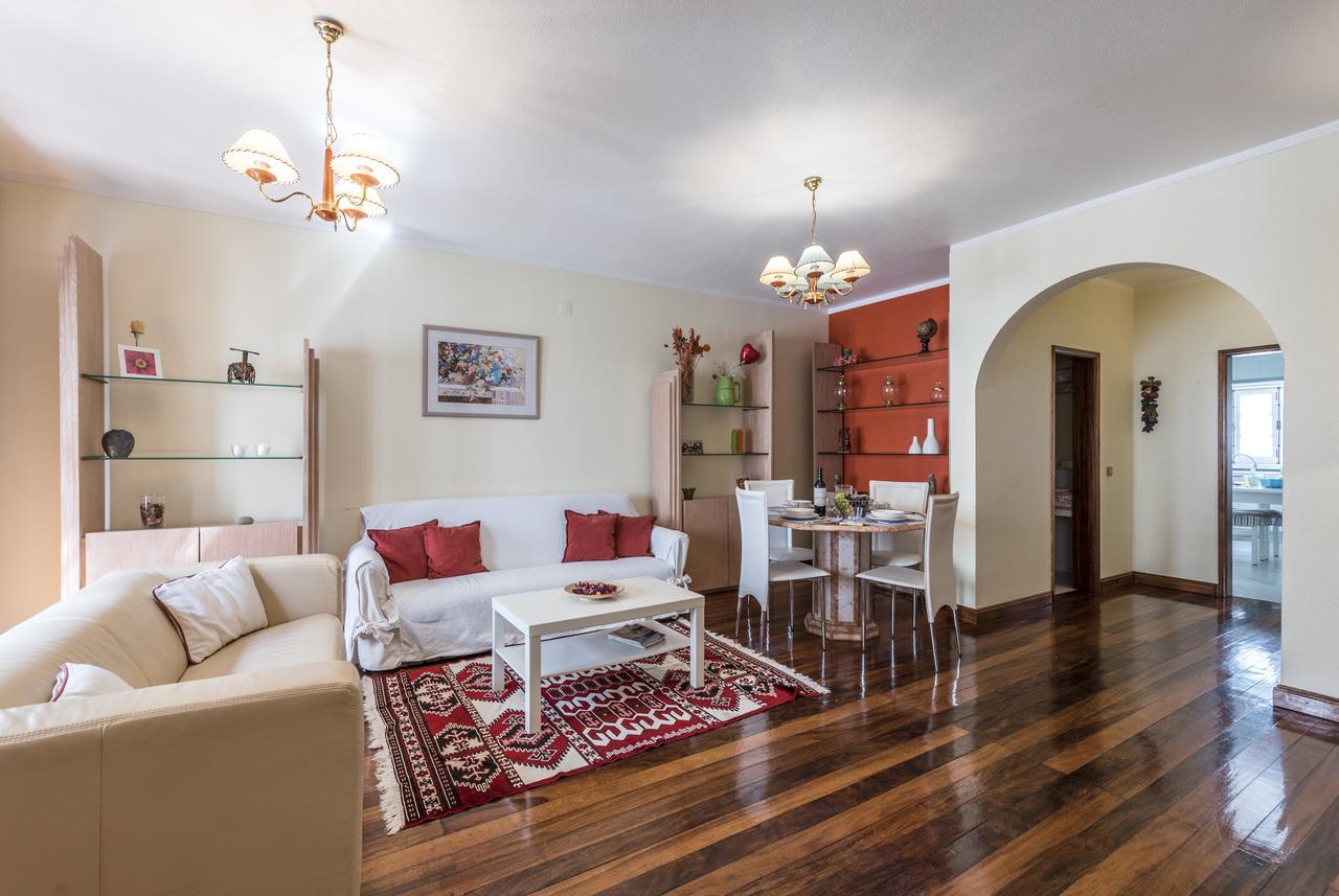 Joguida Flat Apartment Armacao de Pera Bagian luar foto